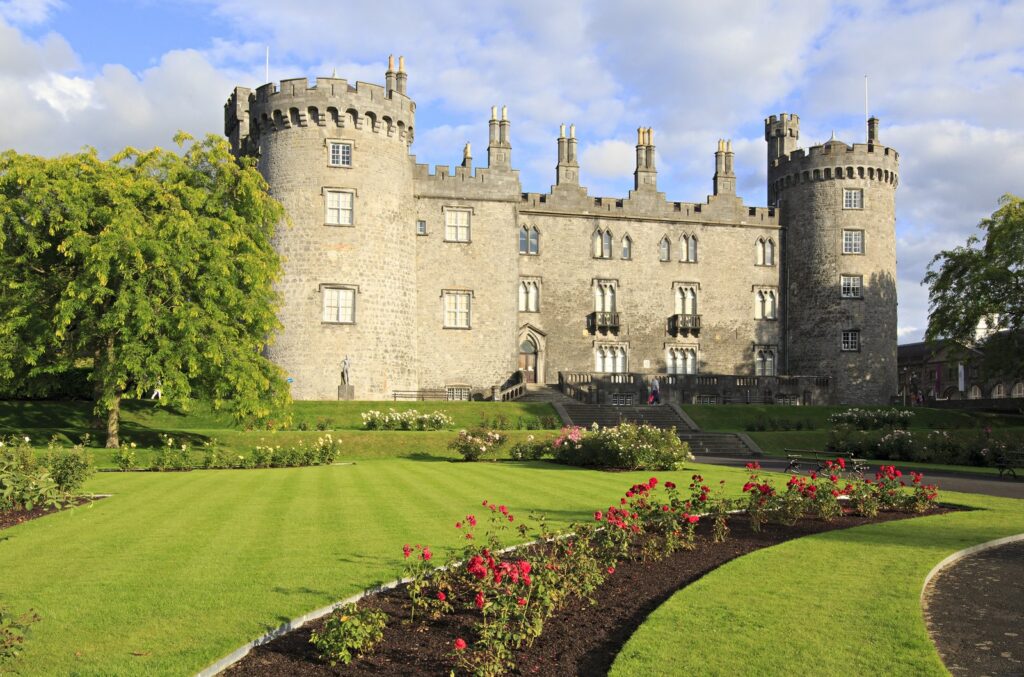 Kilkenny Castle from its gardens