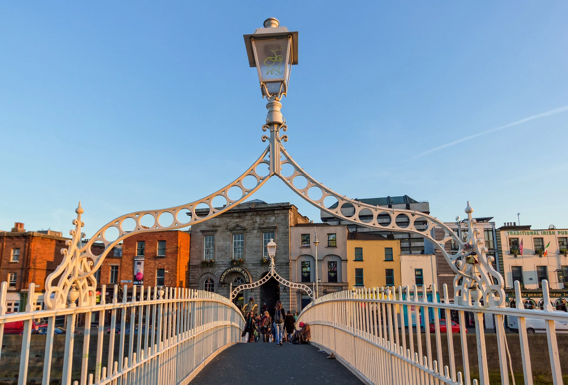 Ha'penny Bridge Dublin Irealnd