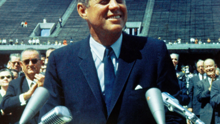 Which US President wore an Irish Claddagh Ring?