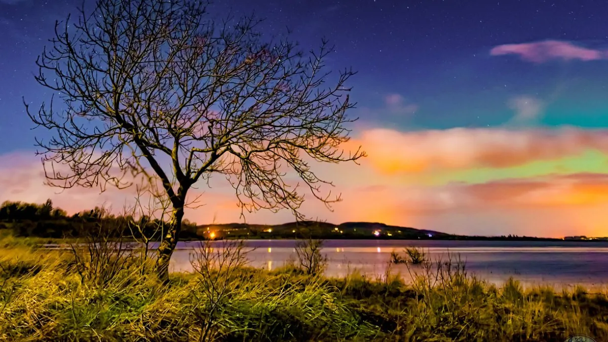 What river flows through Sligo town in Ireland?