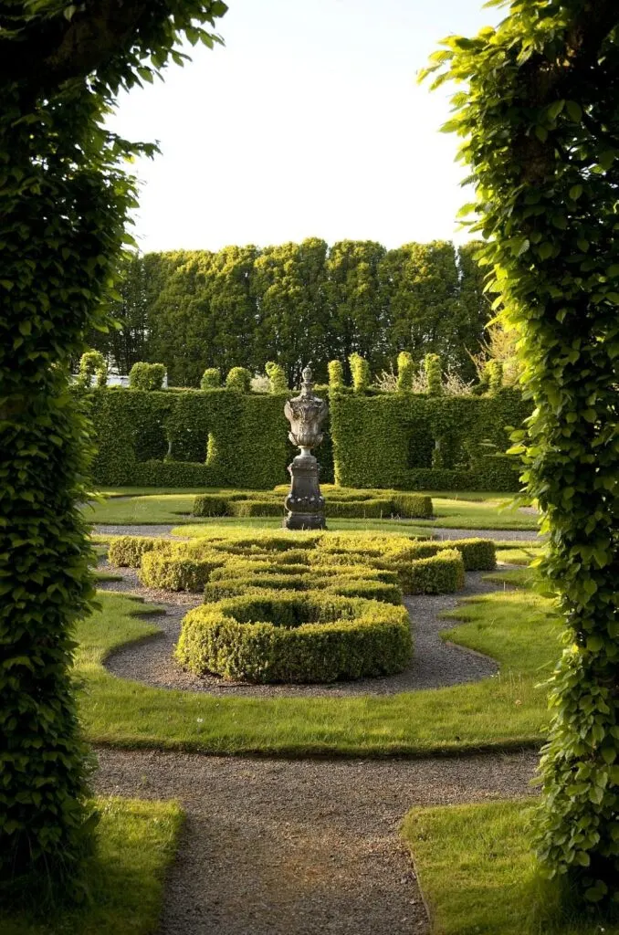 What is Birr Castle famous for?