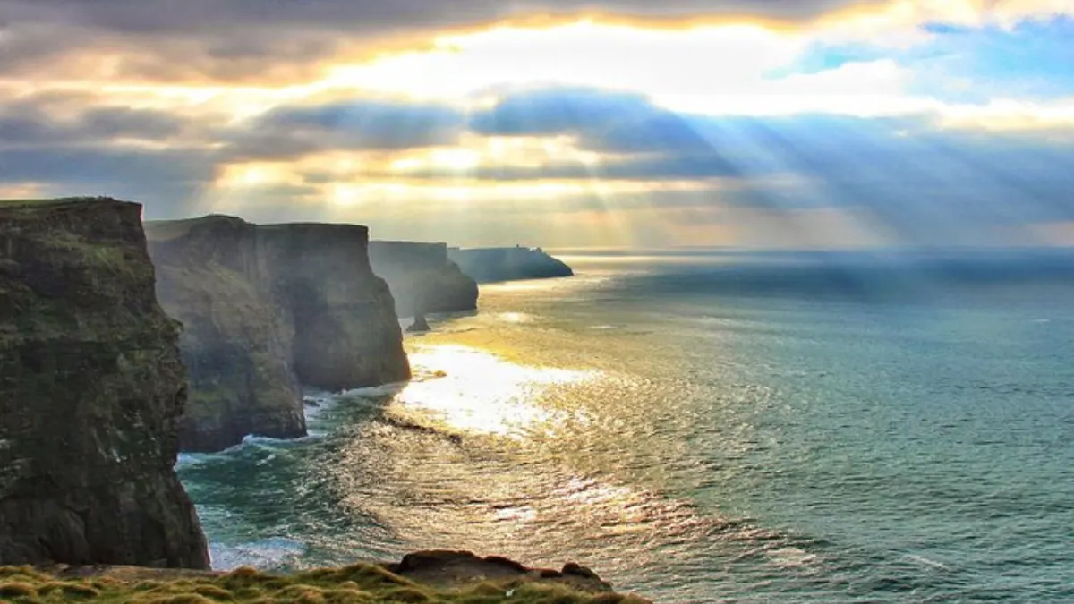Which famous movies was made at the Cliffs of Moher.