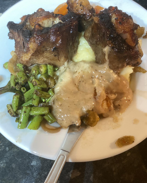 Slow-Cooked Oxtail in Guinness: A Taste of Ireland’s Heart