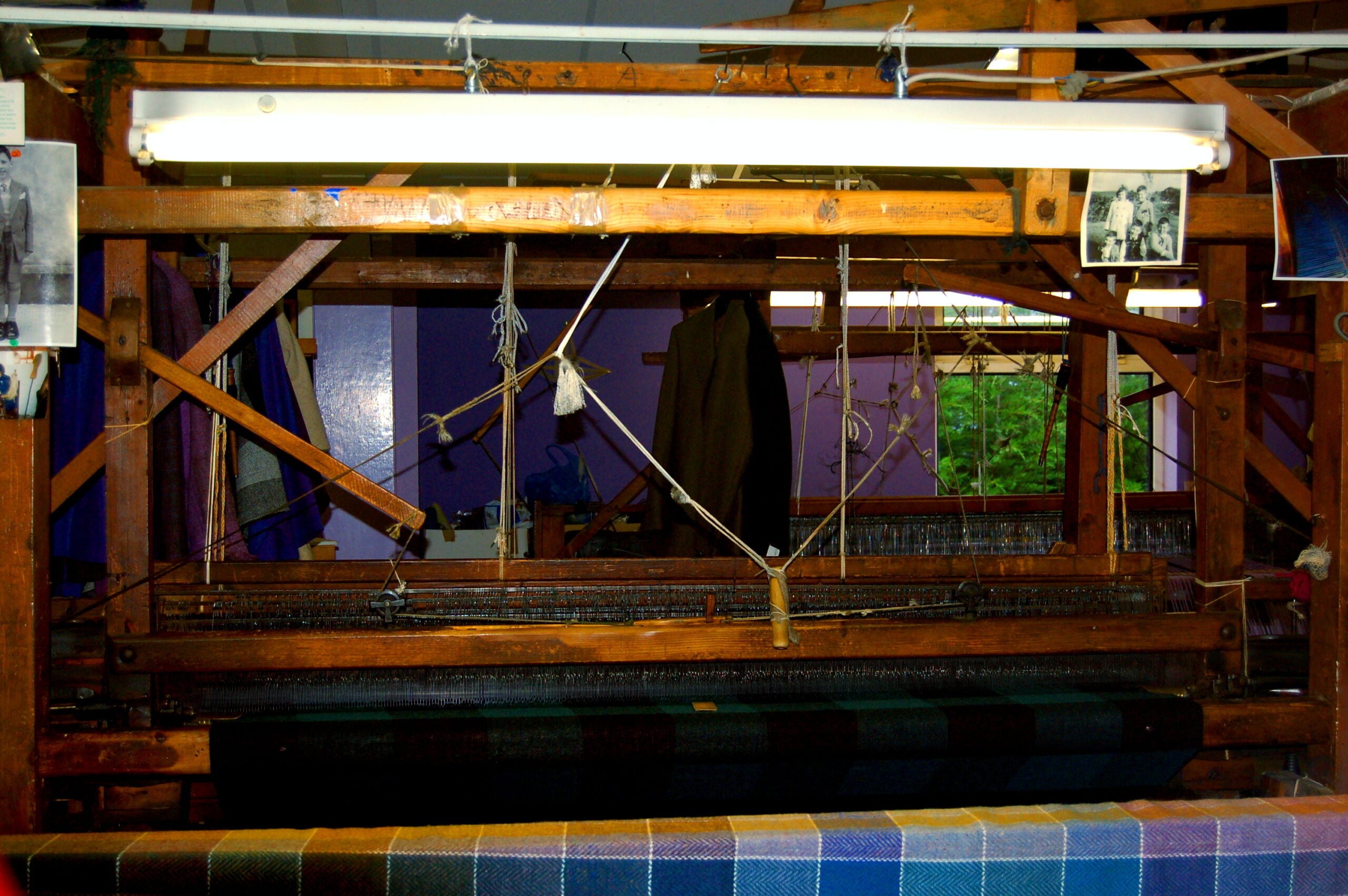 Traditional handloom weaving Donegal tweed at Ardara Tweed Centre, County Donegal, Ireland