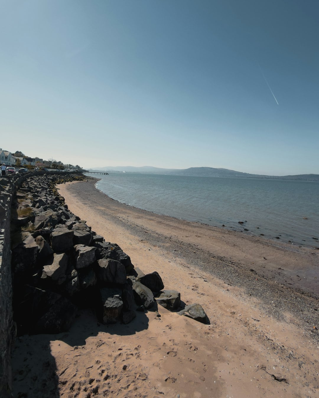 Enniscrone Beach: Sun, Sand, and Surf in Sligo
