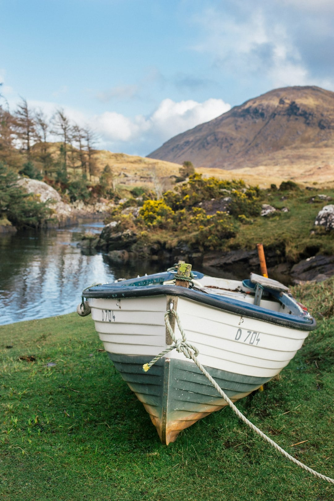 The Ancient Irish Boat That Has Crossed Wild Atlantic Waves for Thousands of Years