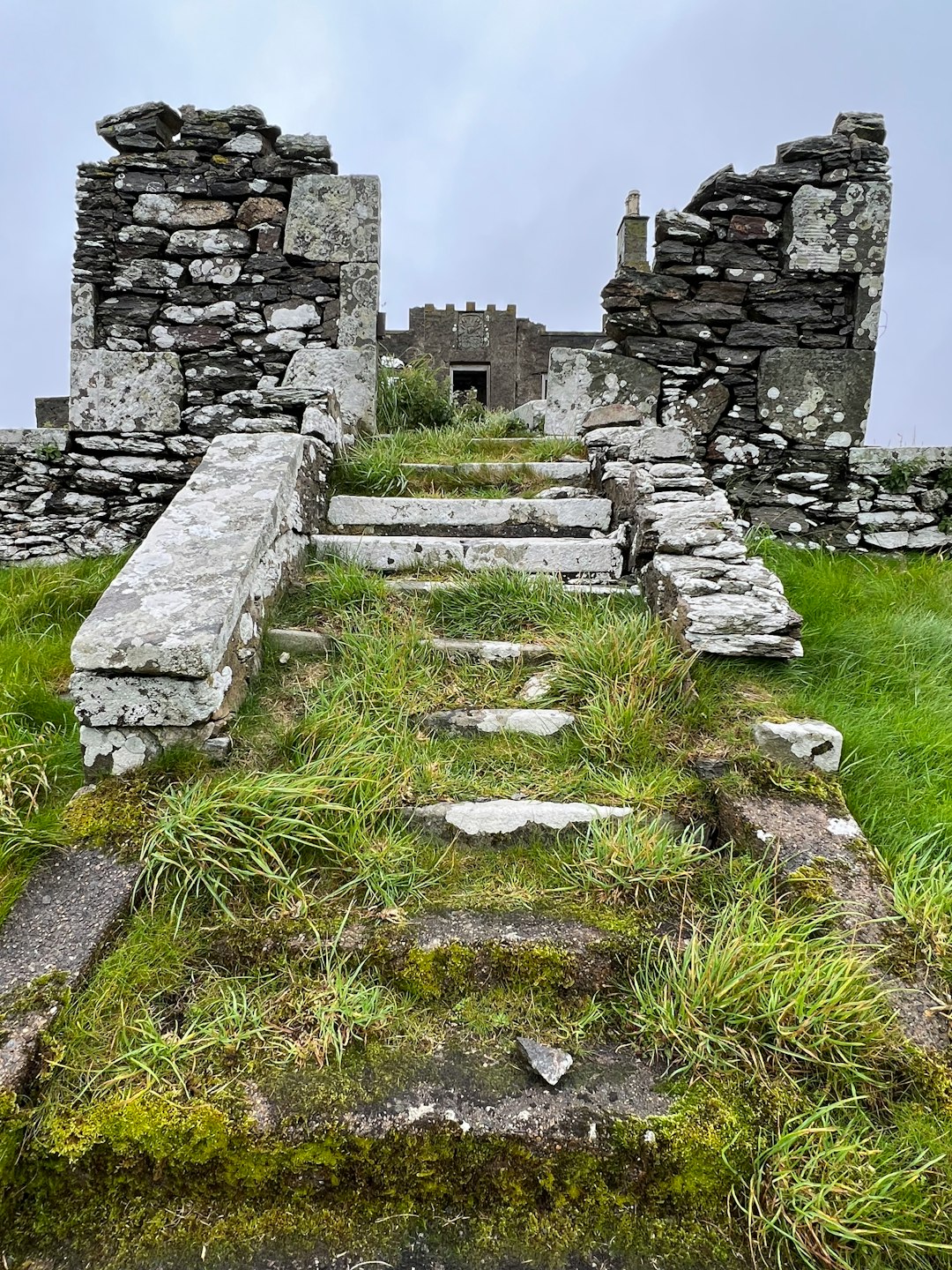 The Dublin Mountain Club That Dined with the Devil &mdash; and the Ruins Nobody Can Explain