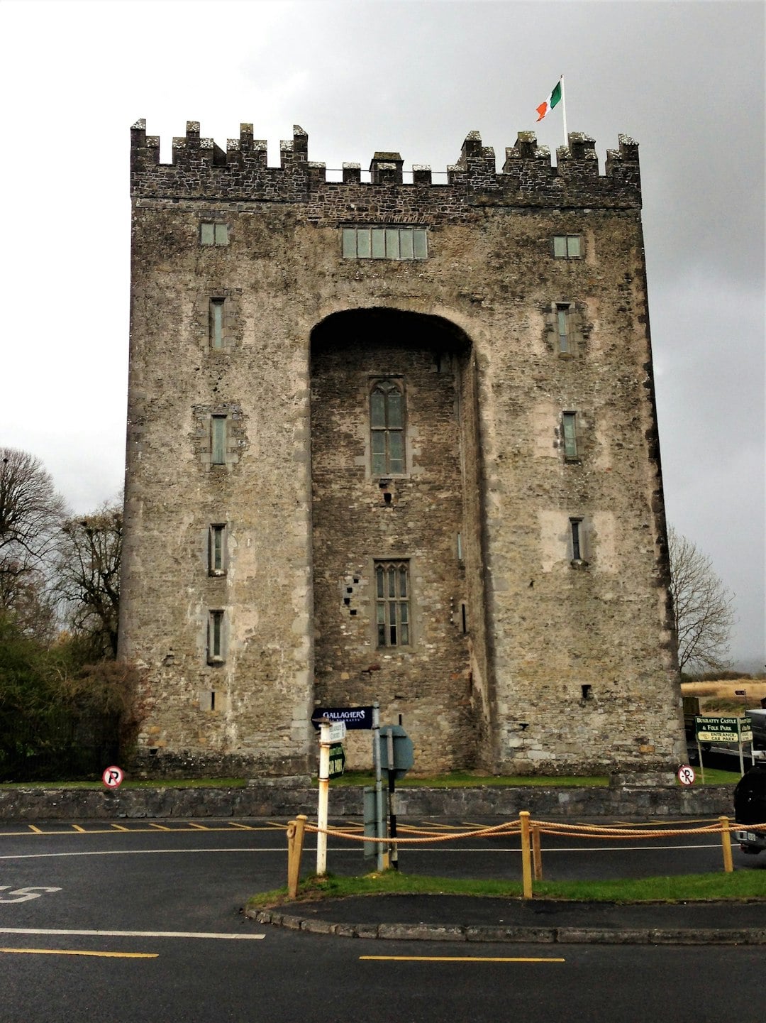 The Ancient Rivalry That Left Three Thousand Stone Towers Across the Irish Landscape