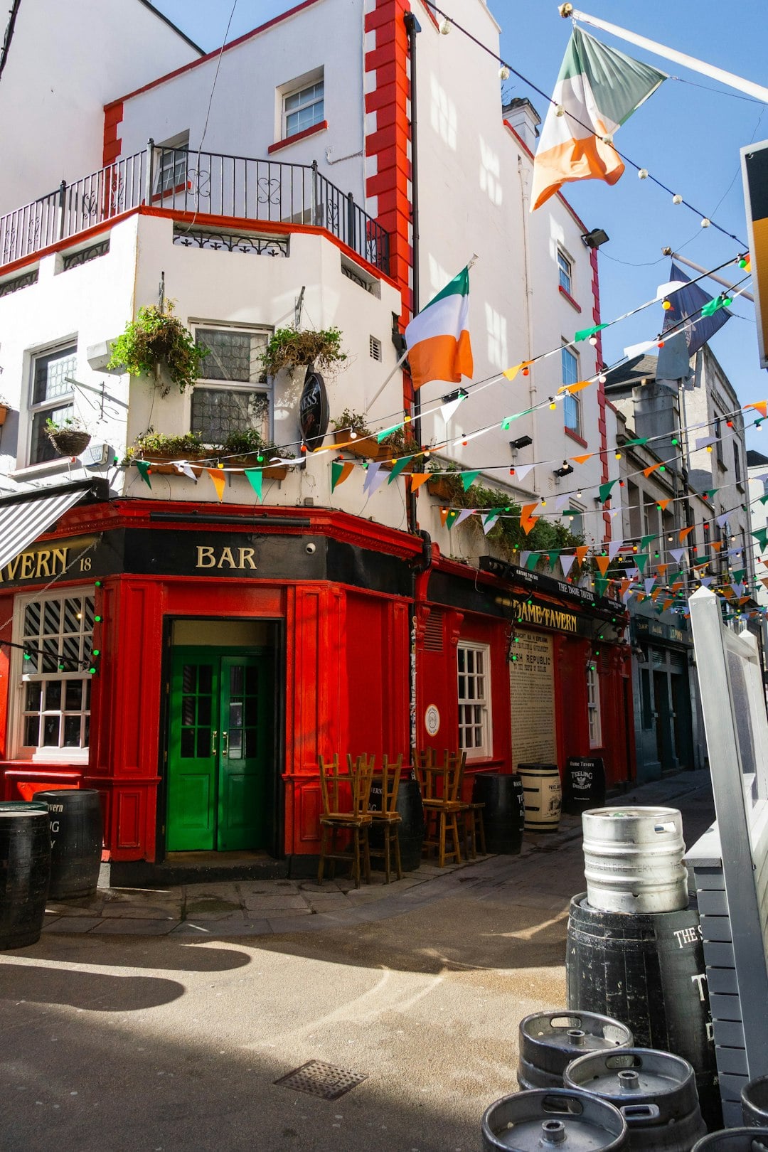 The Law That Forced Every Irish Pub to Lock Its Doors at Lunchtime