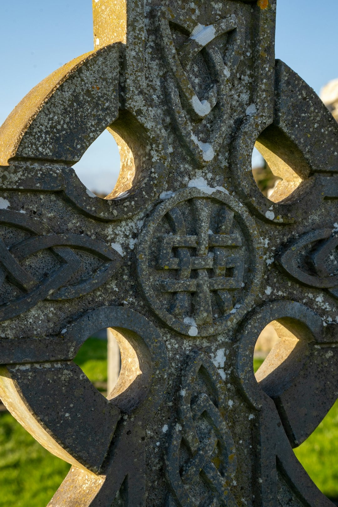 What the Circle on Ireland&rsquo;s Celtic Cross Actually Means &mdash; And Why Scholars Disagree