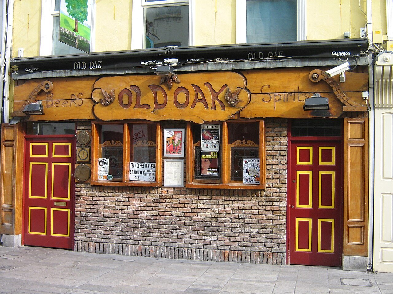 The Old Oak, a traditional pub on Oliver Plunkett Street in Cork City, County Cork