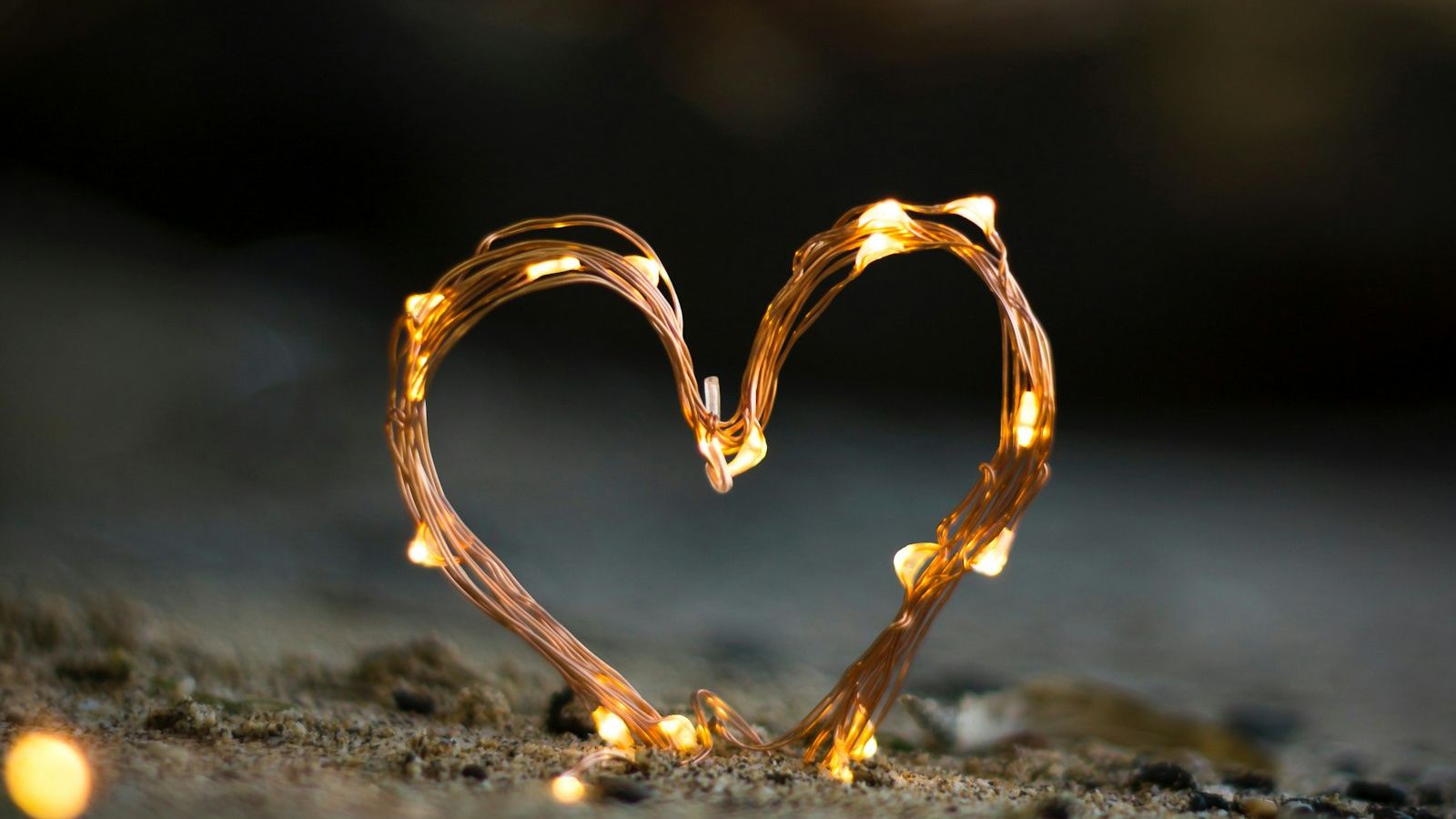Love Ireland Hits Top 25 Travel Newsletters & 50K Subscribers!