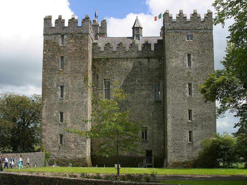 Bunratty Castle: The Complete Visitor’s Guide (2026)