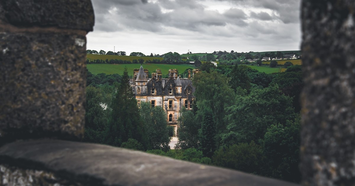 Leap Castle &mdash; One of Ireland&rsquo;s Most Haunted Buildings