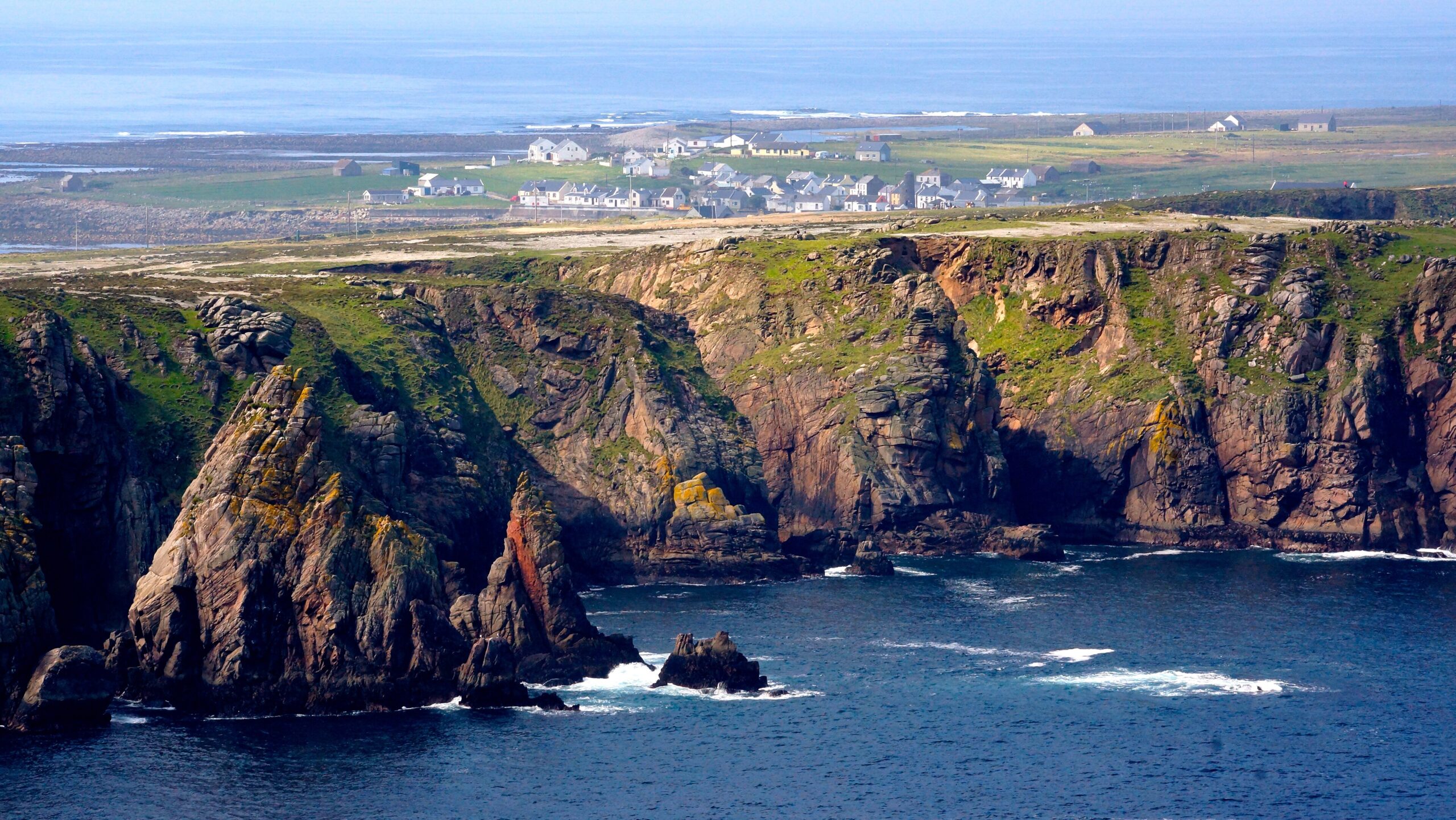 The Irish Island That Still Has Its Own King — and Nobody Expected It to Survive
