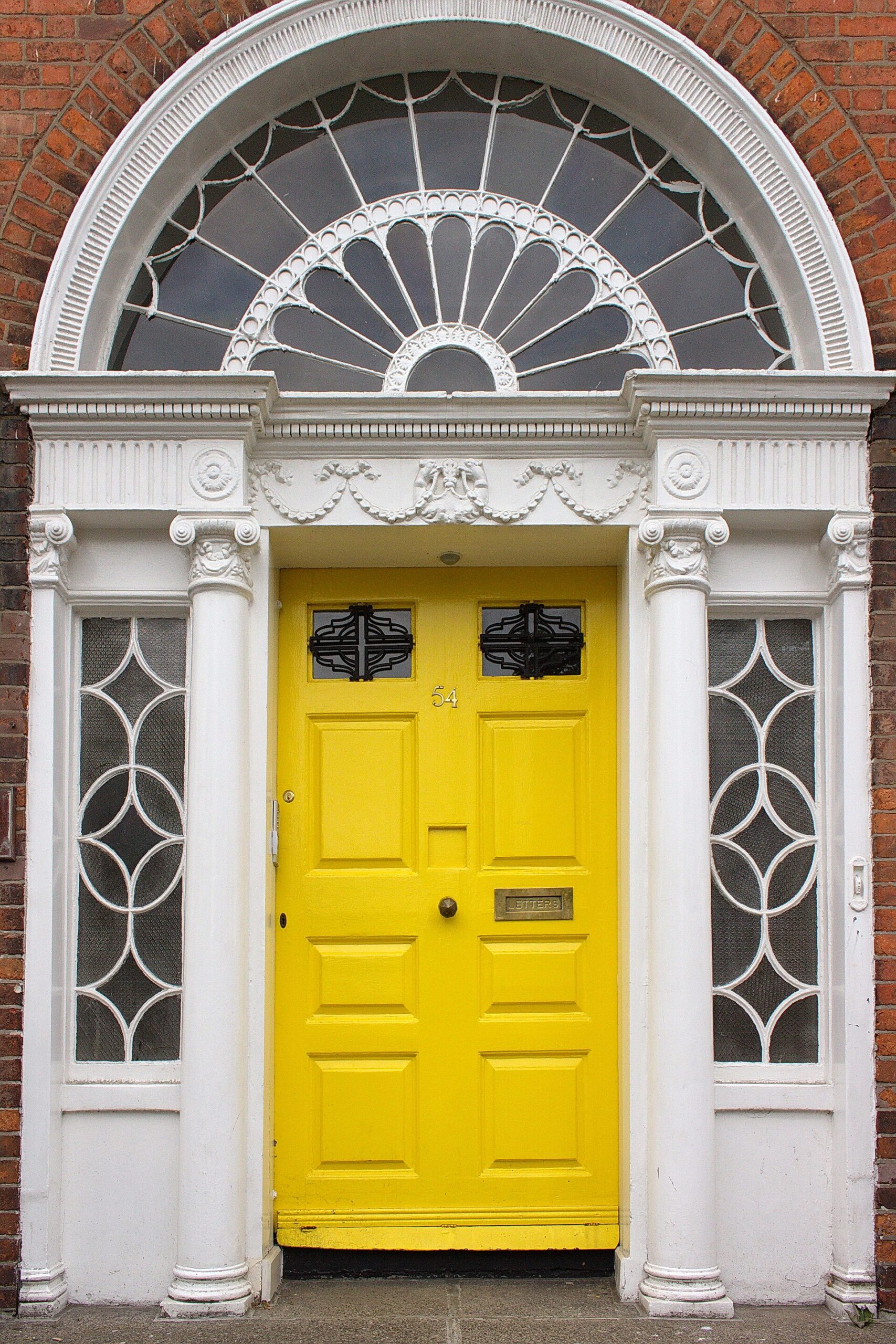 The Real Reason Dublin&rsquo;s Georgian Doors Are All Different Colours