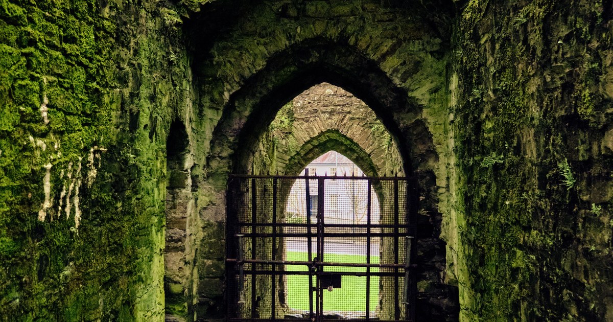 The Trim Castle Loop (6 km)