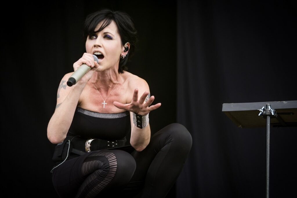 Dolores O'Riordan of The Cranberries performing in 2016