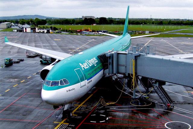 Aer Lingus aircraft at the boarding gate at Dublin Airport