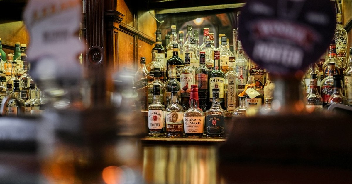 Irish whiskey's near-death and comeback, Irish pub