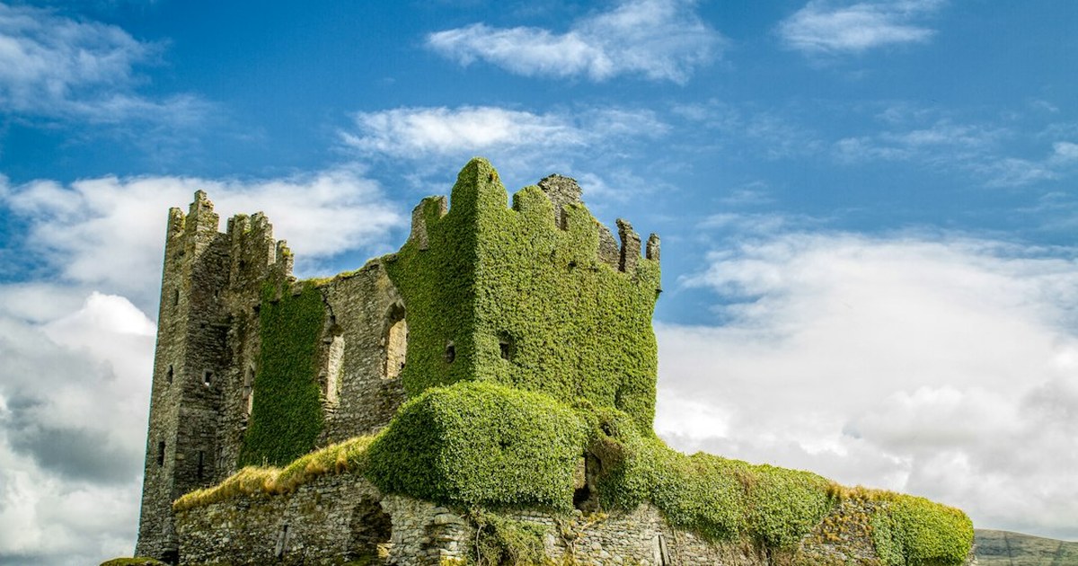 Leap Castle, County Offaly &mdash; The Castle That Hid a Pit of Bones